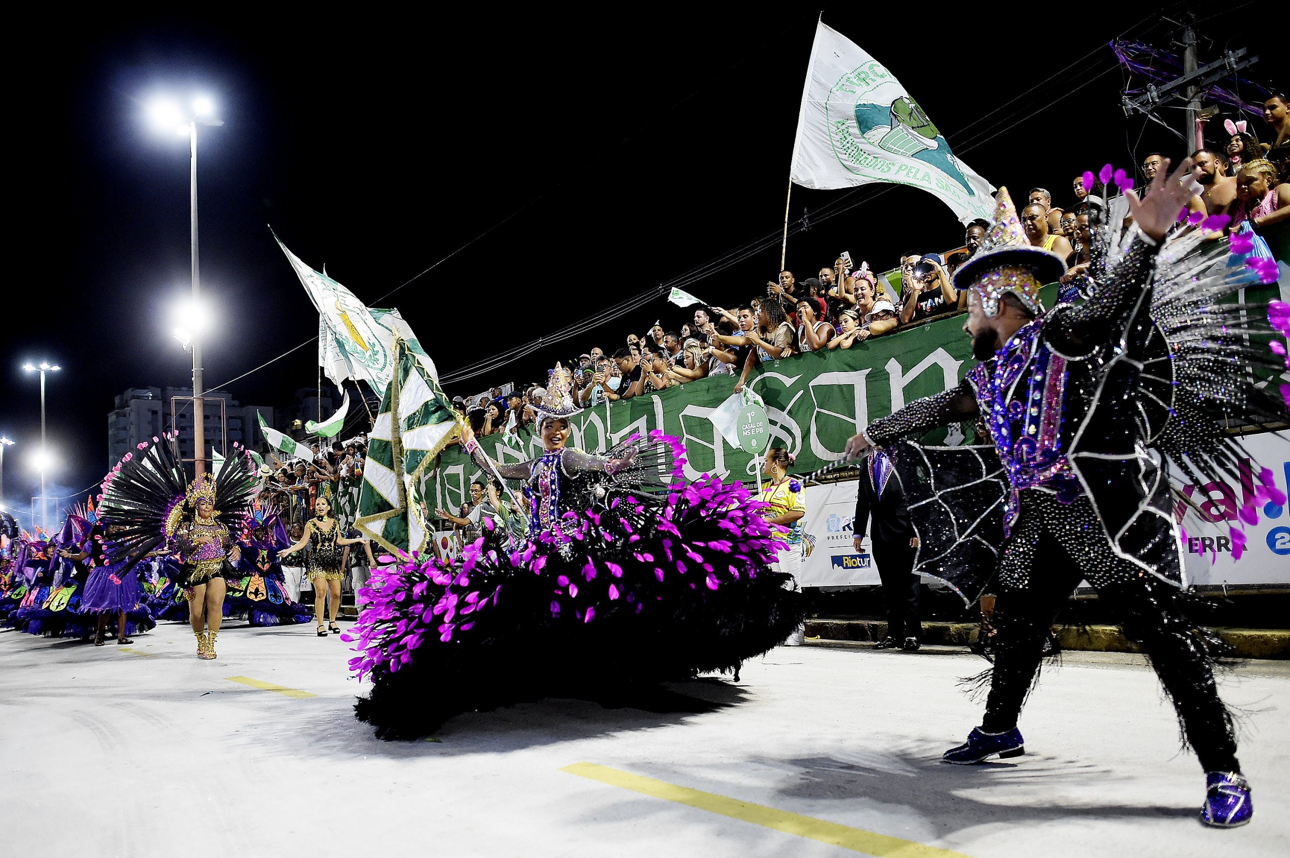 Carnaval da Intendente Magalhães terá novidades operacionais, com mudanças no trânsito e melhorias de luz e som – Prefeitura da Cidade do Rio de Janeiro