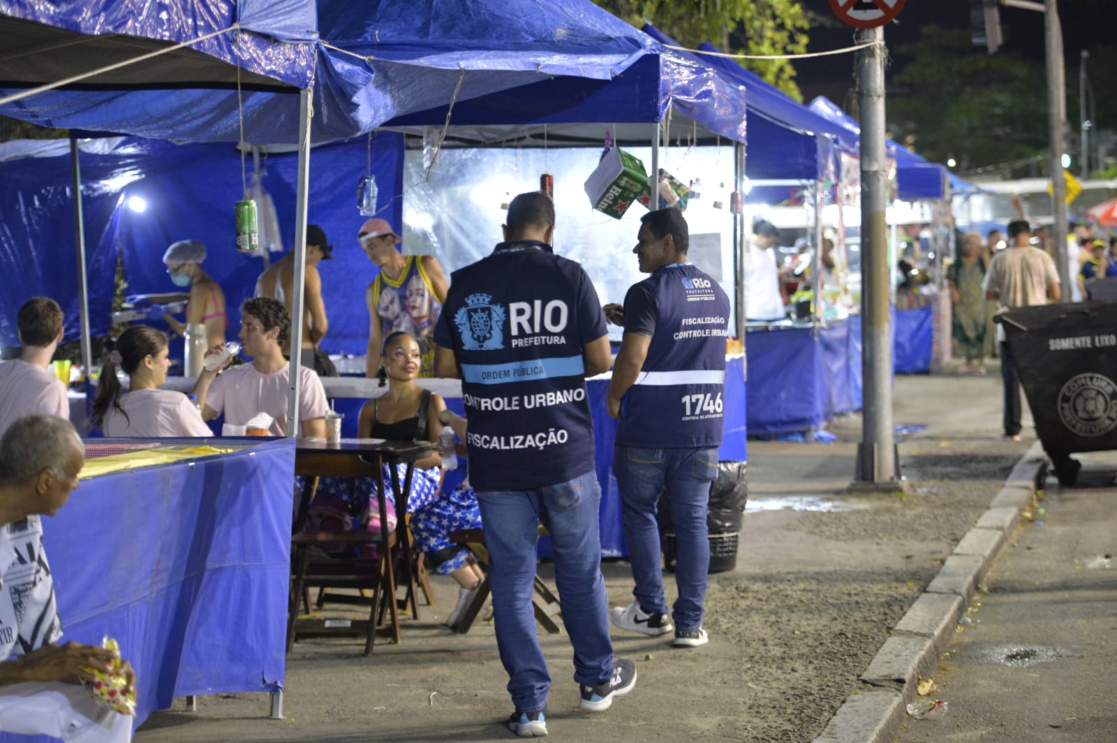 Seop abre inscrições para ambulantes trabalharem no Carnaval 2025 – Prefeitura da Cidade do Rio de Janeiro