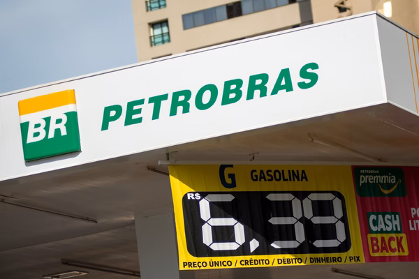 Petrobras anuncia redução de 4,6% no preço do diesel