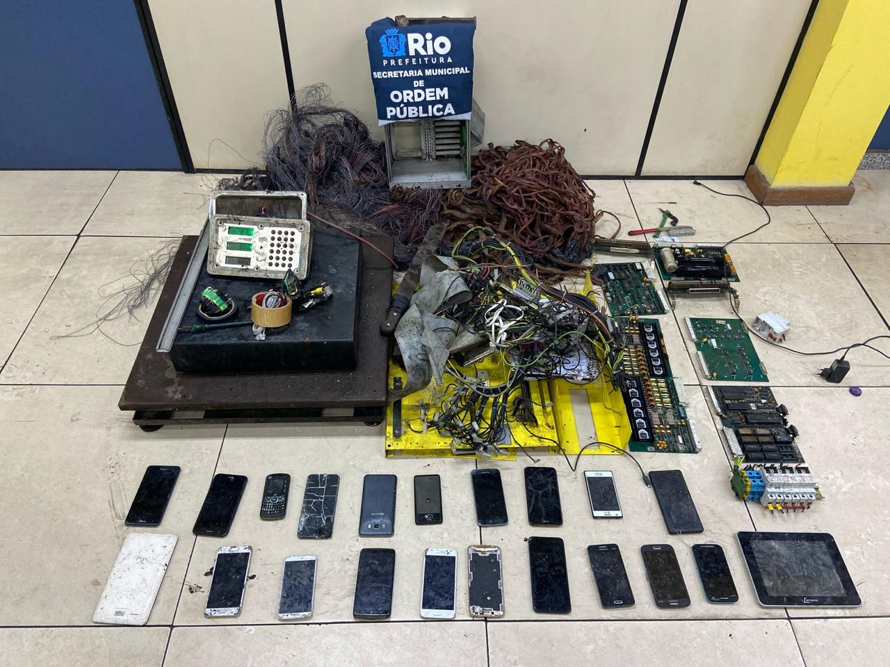Seop apreende 150 quilos de cobre e recupera equipamento da CET-Rio que foi furtado na Tijuca – Prefeitura da Cidade do Rio de Janeiro