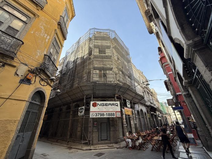 Prédio centenário que abrigou o “Geraes”, na rua do Ouvidor, começa a ser restaurado e vai abrigar Museu do Café