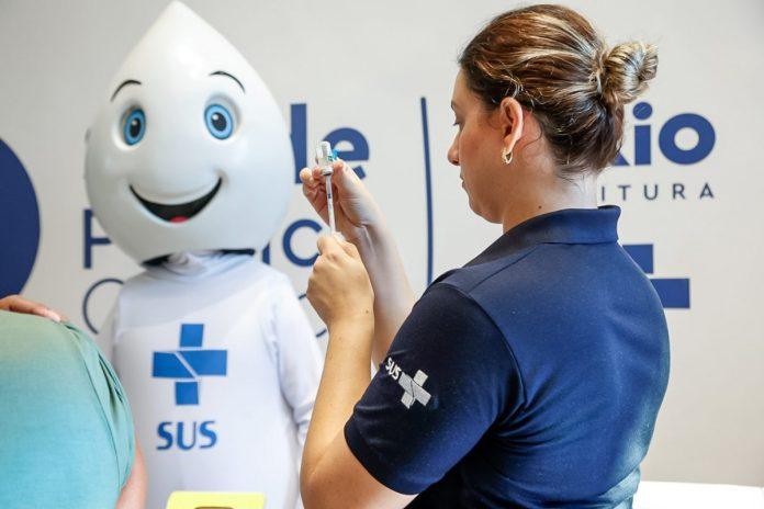 Rio intensifica vacinação contra a gripe e convoca população