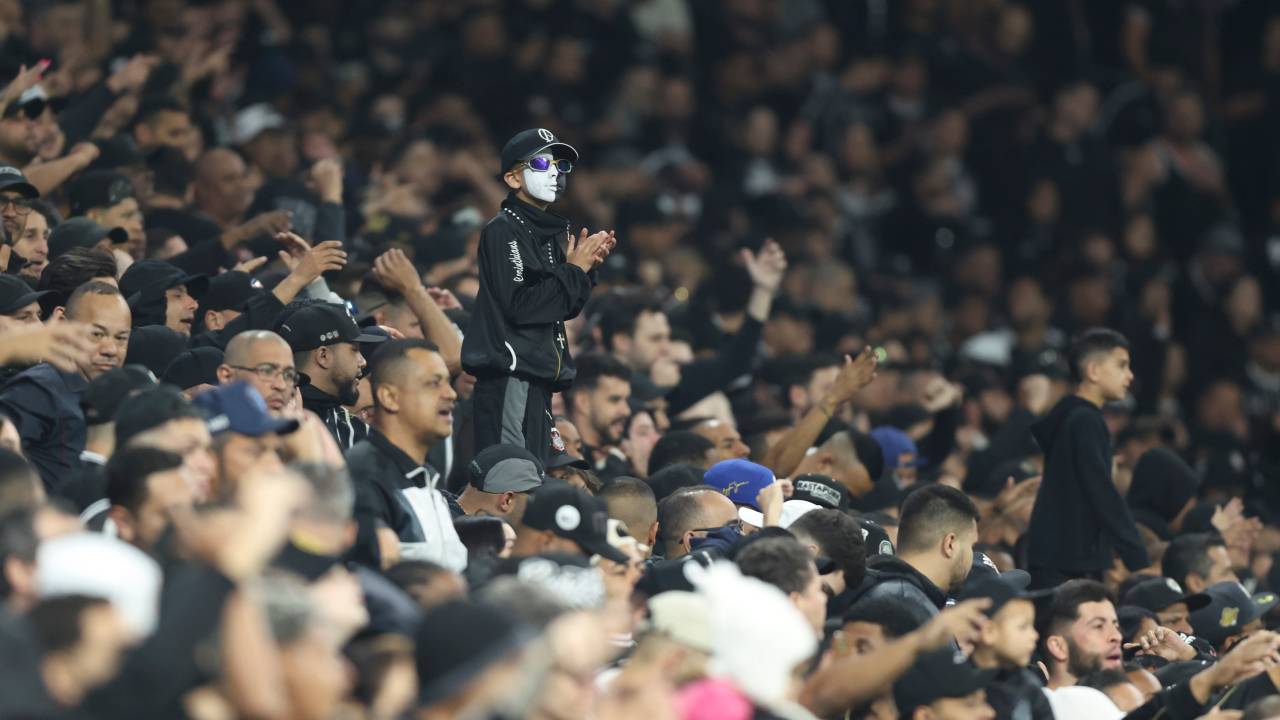 Por que o Corinthians teve um salto de novos sócios no Fiel Torcedor?