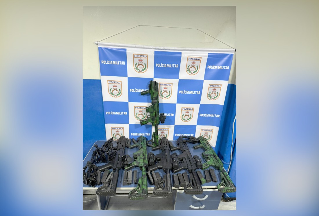 PM apreende arsenal com passageiro que embarcaria para Fortaleza na Rodoviária Novo Rio