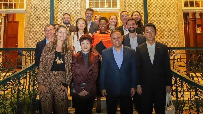 Prefeitura de Niterói e governo da China se reúnem para estreitar laços e discutir parcerias