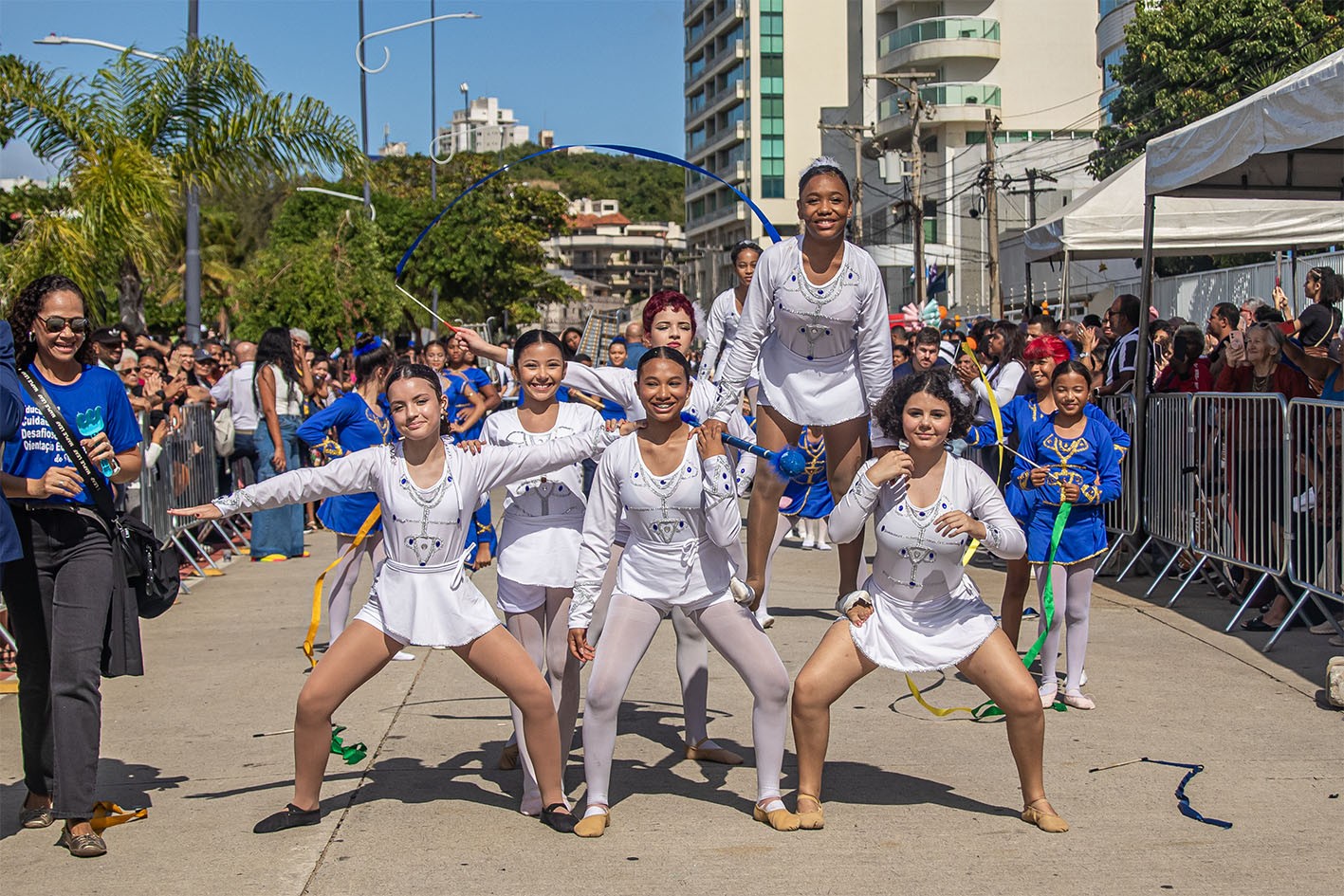 Desfile Cívico marca comemorações pelos 212 anos de Macaé, no RJ